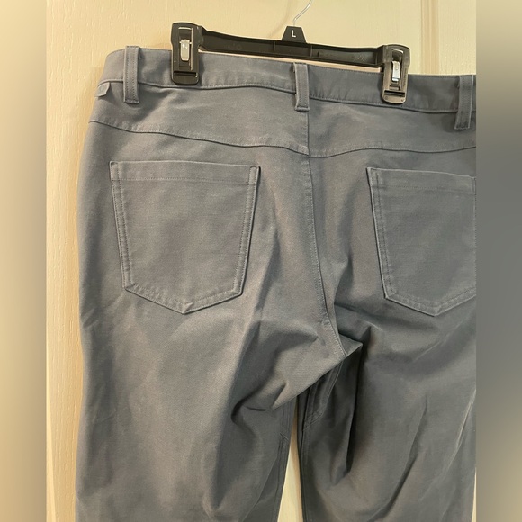 Lululemon dusty blue commuter pants - NWOT - Picture 3 of 4